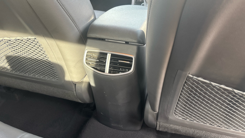 Hyundai IONIQ 1.6 GDi Hybrid Premium SE 5dr DCT Hybrid Hatchback